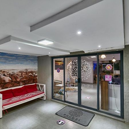 Phudzi Hotel Letlhakane Zewnętrze zdjęcie