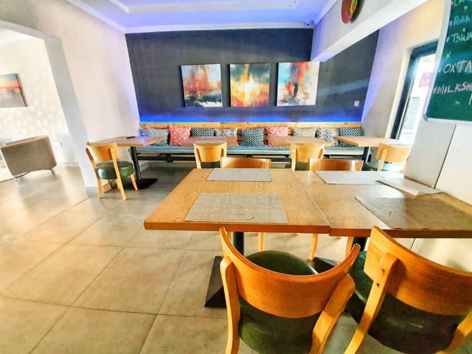 Phudzi Hotel Letlhakane Zewnętrze zdjęcie